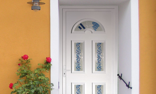 Portes d'entrée PVC